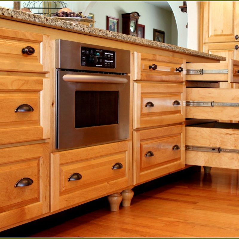 under-the-cabinet-microwave-installation